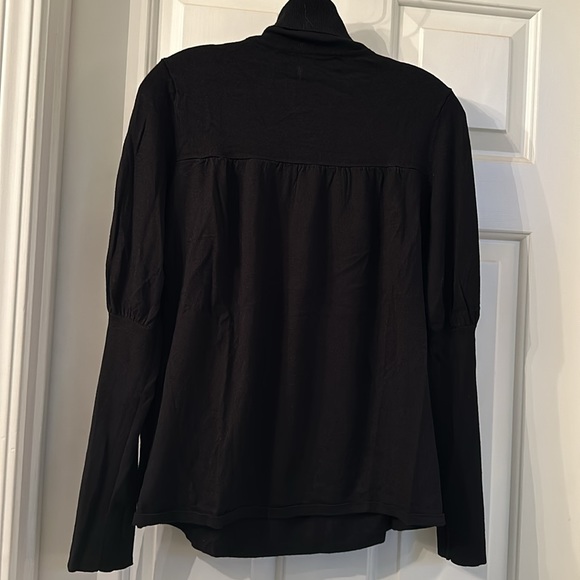 Nine West black turtle neck long sleeve top size medium - Picture 4 of 5
